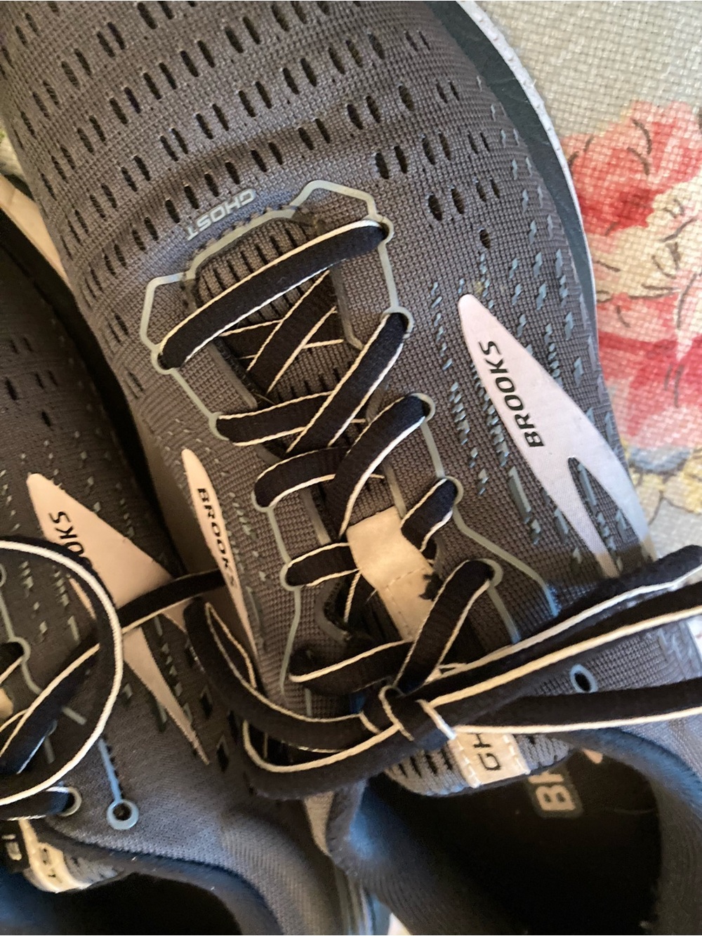 Brooks Womenβs running Athletic Shoes - Gray and Black